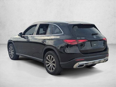 Used 2024 Mercedes-Benz GLC 300 GLC 300 image 6