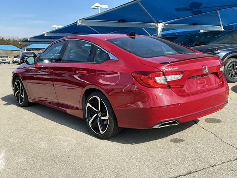 Used 2021 Honda Accord Sport image 4