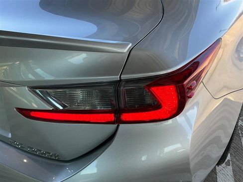Used 2016 Lexus RC 200t image 20