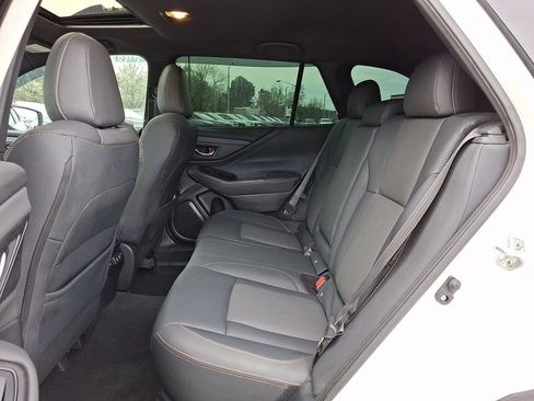 Used 2022 Subaru Outback Wilderness image 11