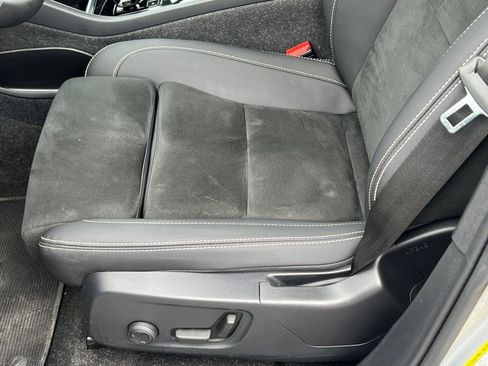 Certified 2023 Volvo C40 P8 Recharge Ultimate image 24