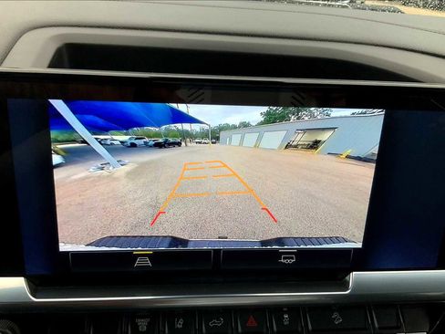 Used 2024 Chevrolet Silverado 2500 LT image 26