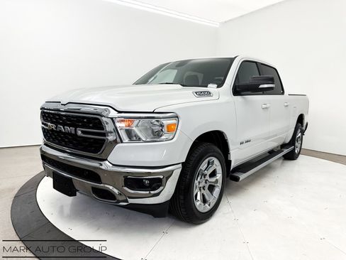 Used 2022 RAM 1500 Big Horn AWD/4WD image 12