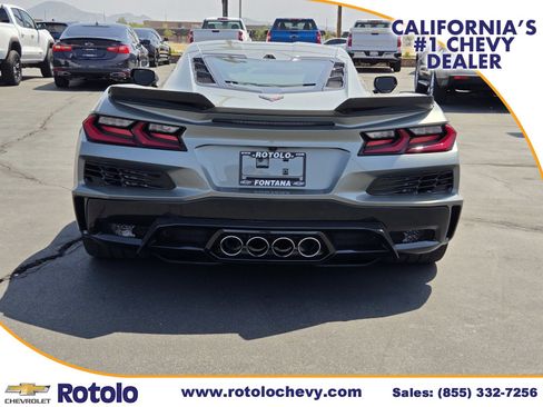 Used 2023 Chevrolet Corvette Z06 RWD image 6
