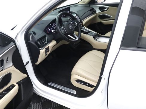 Used 2024 Acura RDX SH-AWD image 14