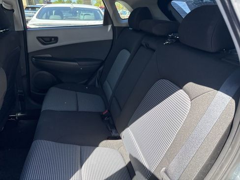 Used 2020 Hyundai Kona SEL FWD image 6
