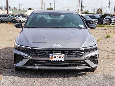 New 2025 Hyundai Elantra Sport image 2