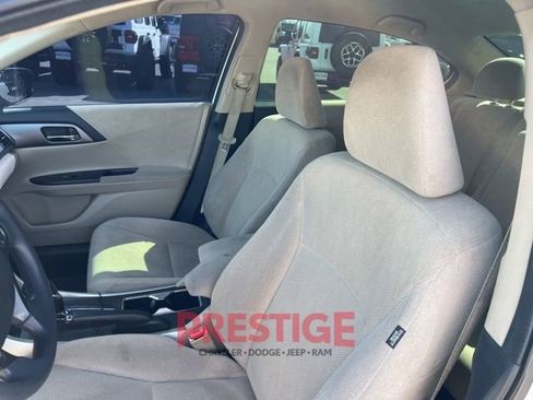 Used 2013 Honda Accord LX image 22