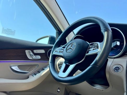 Certified 2022 Mercedes-Benz GLC 300 4MATIC image 8