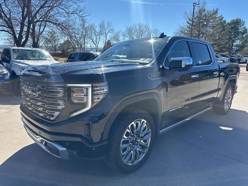 Used 2023 GMC Sierra 1500 Denali Ultimate image 3