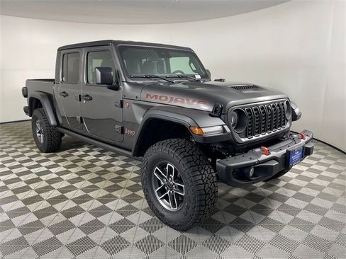 New 2025 Jeep Gladiator Mojave w/ Steel Bumper Group image 7