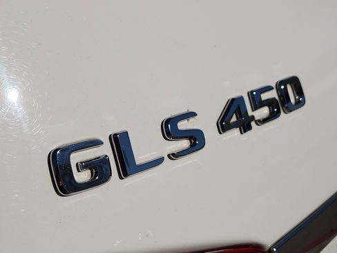 Certified 2018 Mercedes-Benz GLS 450 4MATIC image 11