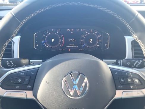 Used 2022 Volkswagen Atlas Cross Sport SE image 12