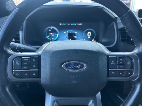 Used 2022 Ford F150 Lightning Lariat AWD/4WD image 21
