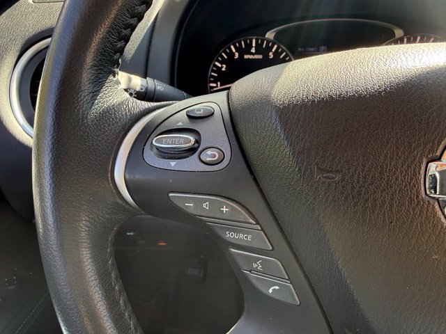 Used 2018 Nissan Pathfinder SL w/ SL Premium Package AWD/4WD image 14