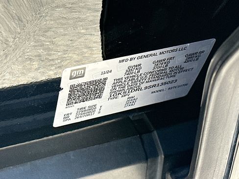 Used 2025 GMC Yukon Denali w/ Sun & Power Step Package RWD image 31