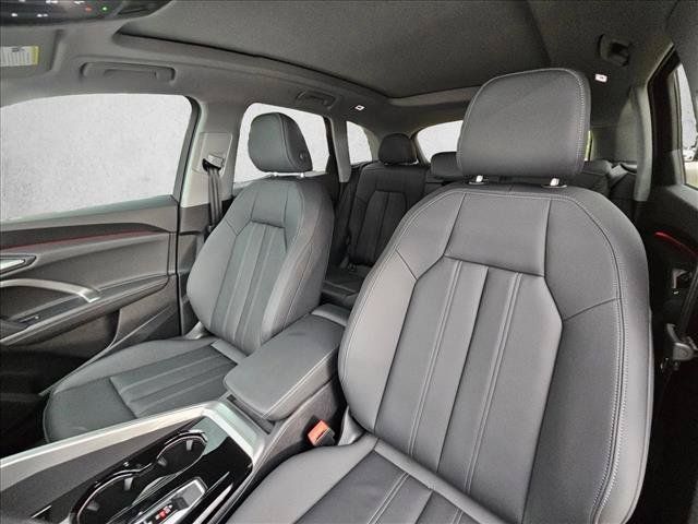New 2026 Audi Q5 Premium w/ Premium Plus AWD/4WD image 13