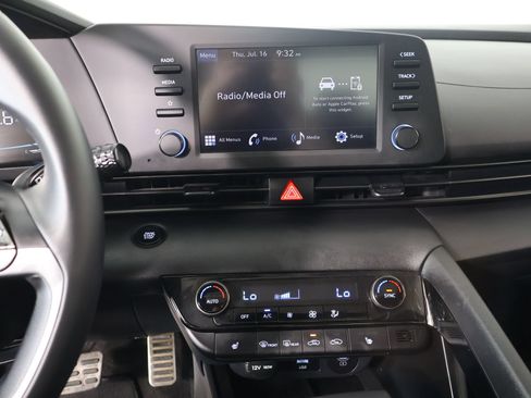 Used 2026 Hyundai Elantra SEL Sport Premium FWD image 5