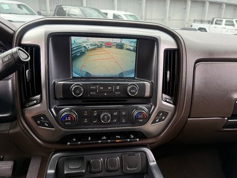 Used 2017 Chevrolet Silverado 1500 LTZ Z71 w/ LTZ Plus Package AWD/4WD image 27