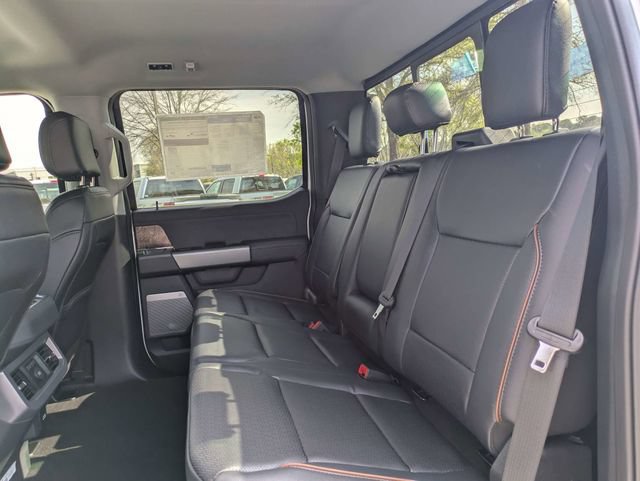 New 2026 Ford F250 Lariat w/ Black Appearance Package AWD/4WD image 16