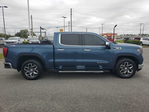 Certified 2024 GMC Sierra 1500 SLT w/ X31 Off-Road Package AWD/4WD image 7