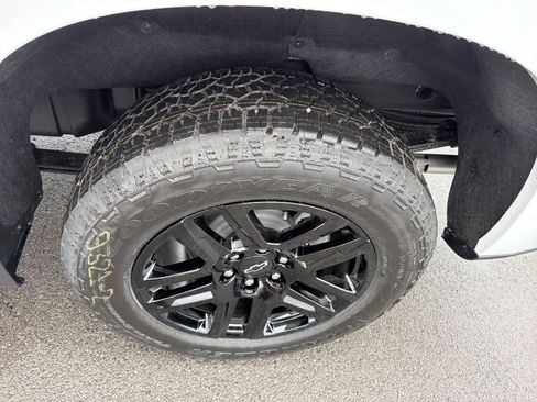 New 2026 Chevrolet Silverado 1500 RST AWD/4WD image 13