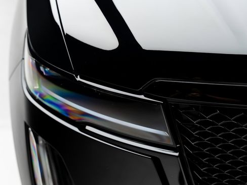 Used 2023 Cadillac Escalade Sport w/ LPO, ONYX Package AWD/4WD image 11