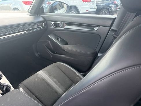 Used 2022 Honda Civic Sport image 14