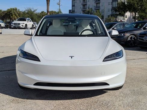 Used 2024 Tesla Model 3 image 2
