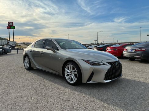Used 2023 Lexus IS 300 w/ Comfort Package image 7