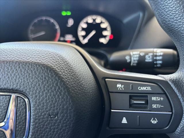 Used 2025 Honda HR-V LX image 18