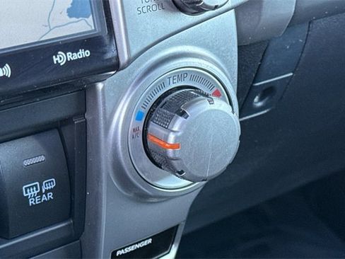 Used 2022 Toyota 4Runner SR5 Premium image 29