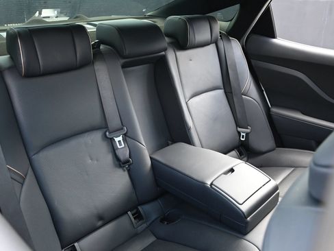 Used 2023 Toyota Crown AWD/4WD image 19