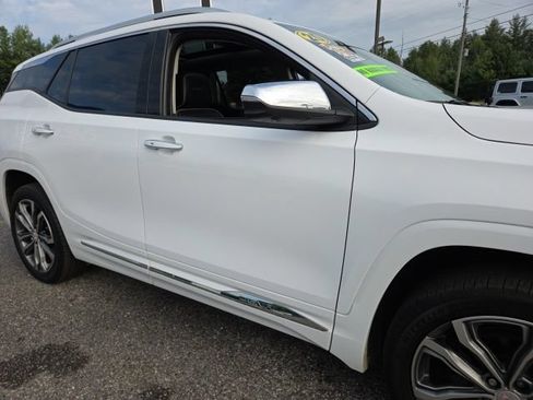 Used 2020 GMC Terrain Denali w/ GMC Pro Grade Package AWD/4WD image 34