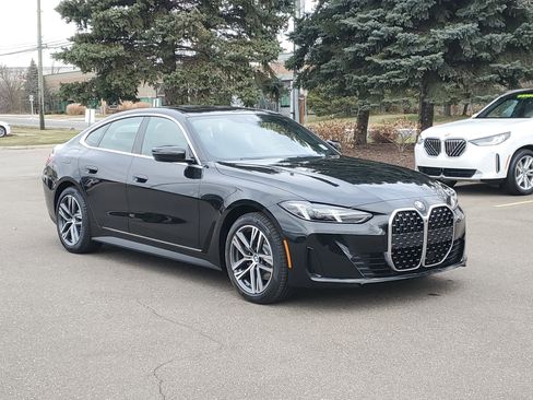 New 2026 BMW 430i xDrive w/ Premium Package image 4