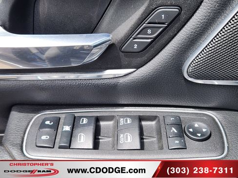 Used 2022 RAM 1500 Laramie AWD/4WD image 17