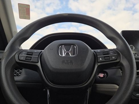 Used 2023 Honda Accord EX image 26