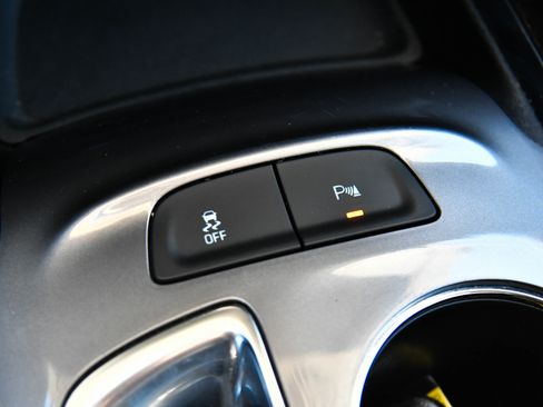 Used 2024 Chevrolet Malibu LT FWD image 23