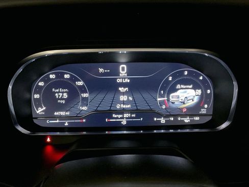 Used 2023 GMC Yukon AT4 w/ Technology Package AWD/4WD image 19