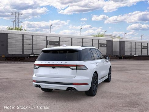 New 2026 Lincoln Aviator Black Label w/ Jet Appearance Package AWD/4WD image 8