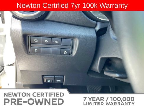 Used 2025 Nissan Versa S w/ Trunk Package FWD image 17