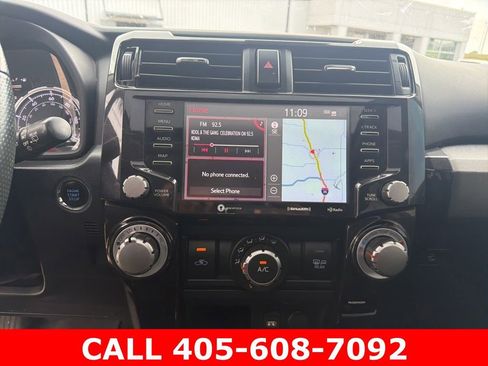 Used 2020 Toyota 4Runner TRD Off-Road Premium w/ Moonroof Package AWD/4WD image 18