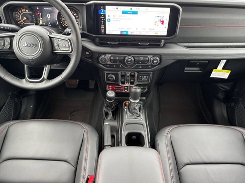 New 2026 Jeep Wrangler Unlimited Rubicon image 12