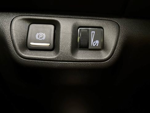 Used 2023 GMC Acadia SLE w/ Driver Convenience Package image 21