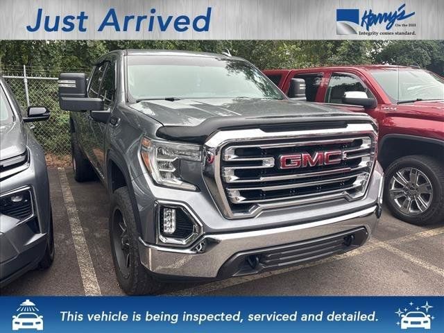 Used 2019 GMC Sierra 1500 SLT w/ X31 Off-Road Package AWD/4WD image 3