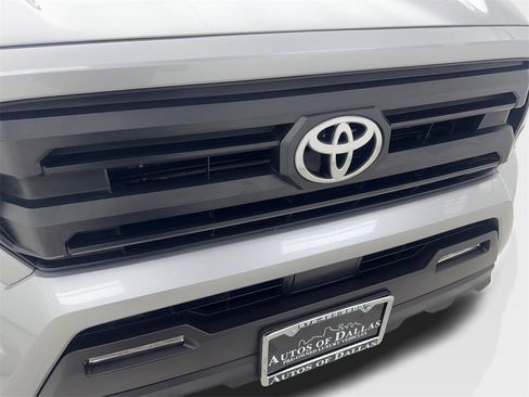 Used 2025 Toyota Tacoma SR5 image 26