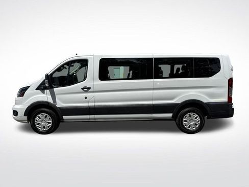 Used 2023 Ford Transit 350 XLT RWD image 2