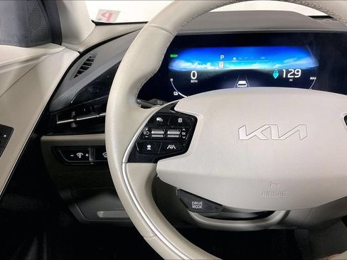 Used 2023 Kia Niro Wind FWD image 18