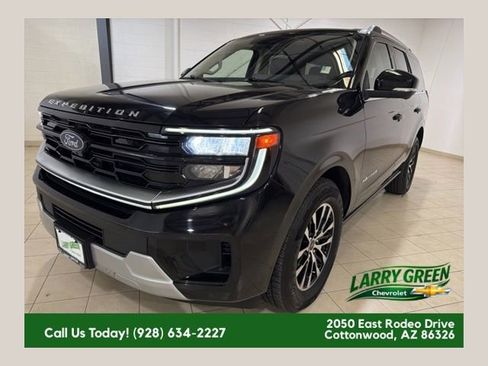 Used 2025 Ford Expedition Platinum image 1