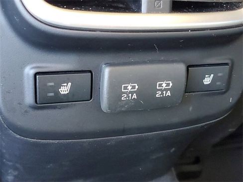 Used 2020 Subaru Outback Limited image 12